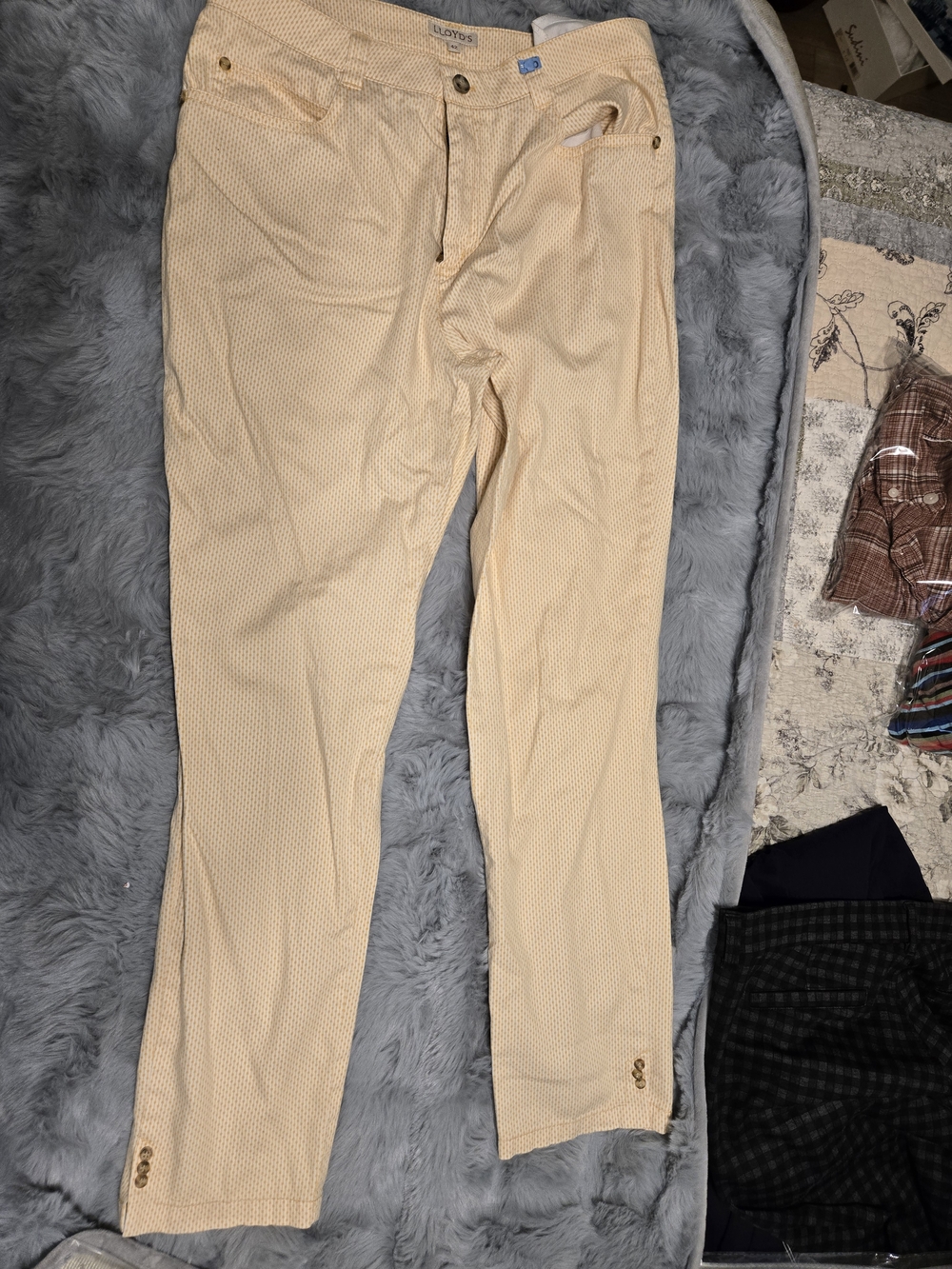 LLOYD’S Yellow & White Dotted Stripe Slim Straight Ankle Pants 42
